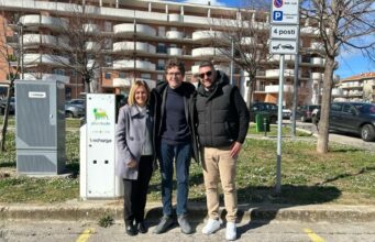 Installate tre colonnine per la ricarica dei veicoli elettrici a Vasto